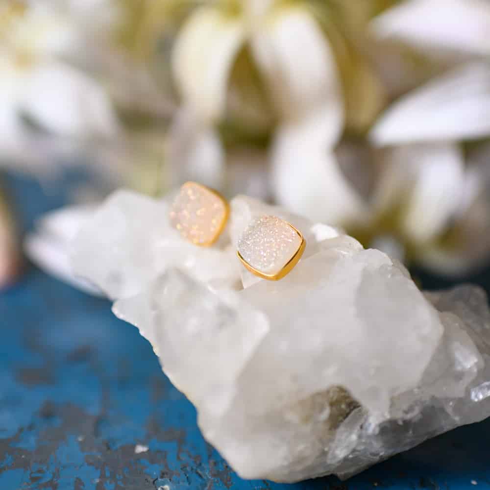 Edelsteen Oorstekers Druzy Kwarts – 925 Zilver & Verguld