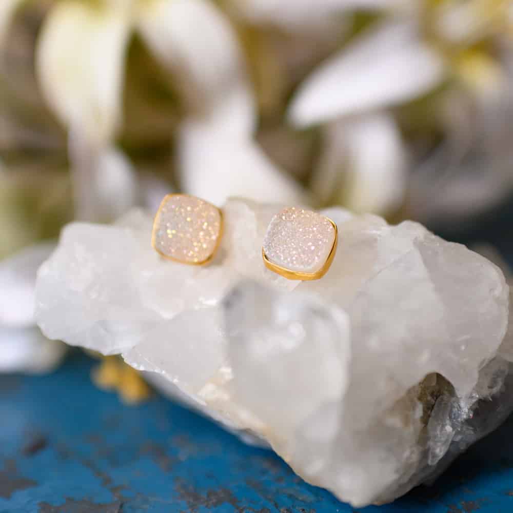 Edelsteen Oorstekers Druzy Kwarts – 925 Zilver & Verguld