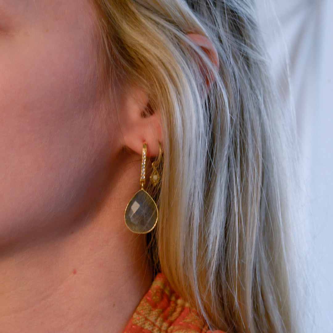 Zilveren Oorhangers Labradoriet Druppel – 925 Sterling Verguld