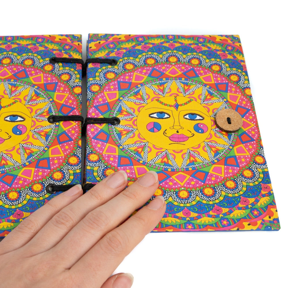 Spiritueel Notitieboekje Zon Kleurrijk (18 x 13 cm) – Handgemaakt