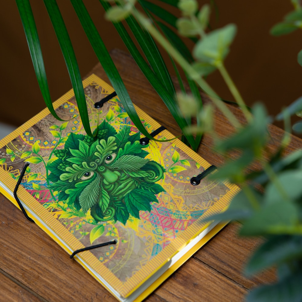 Spiritueel Notitieboekje De Groene Man Keltisch (18 x 13 cm) – Handgemaakt