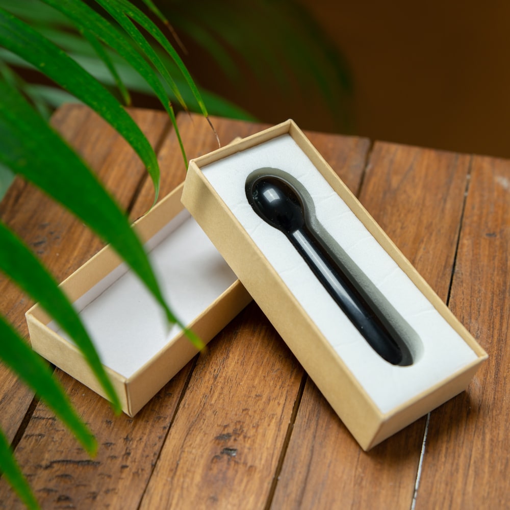 Obsidiaan Yoni Stick Bol – 10 cm
