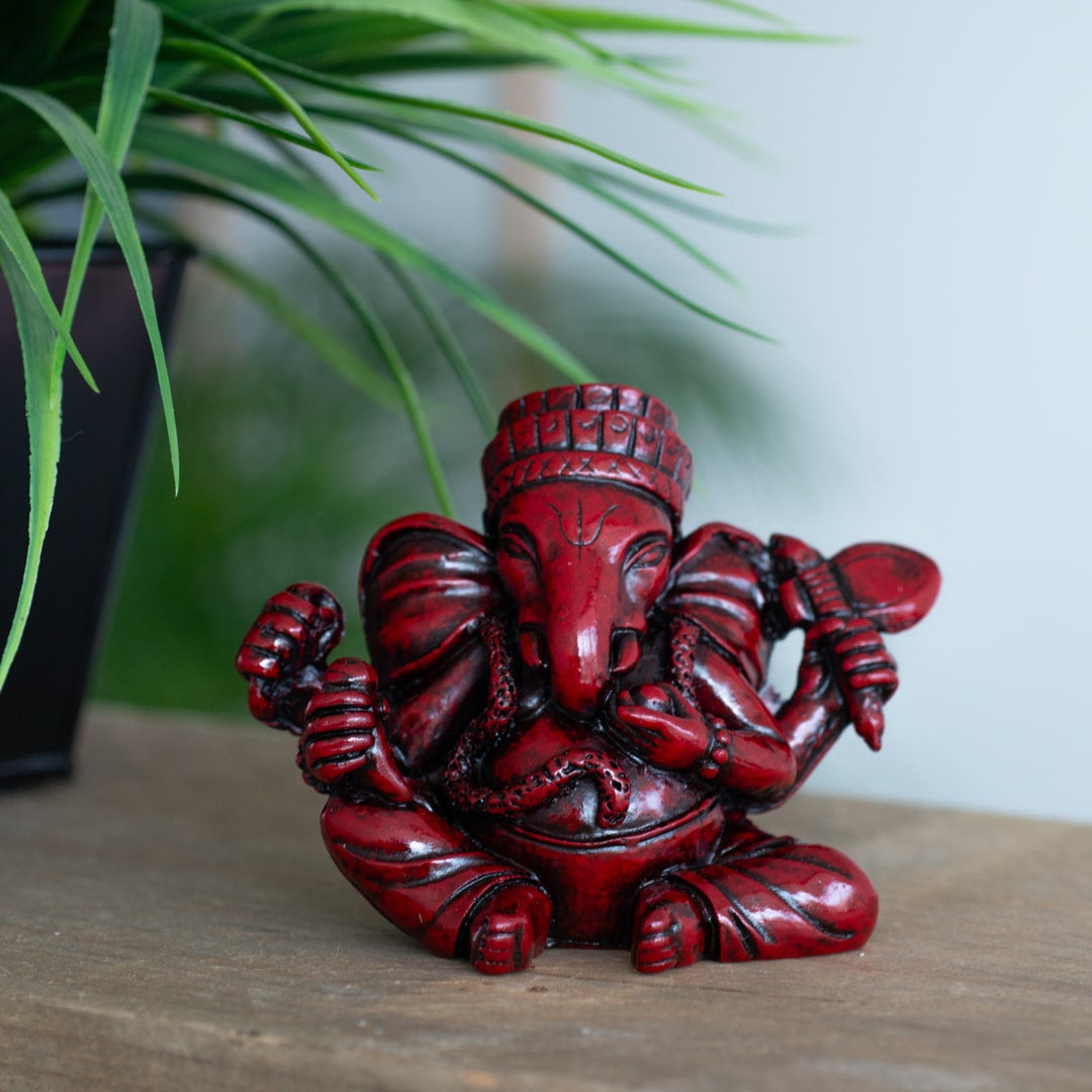 Ganesha Beeld Donkerrood (8,5 cm)