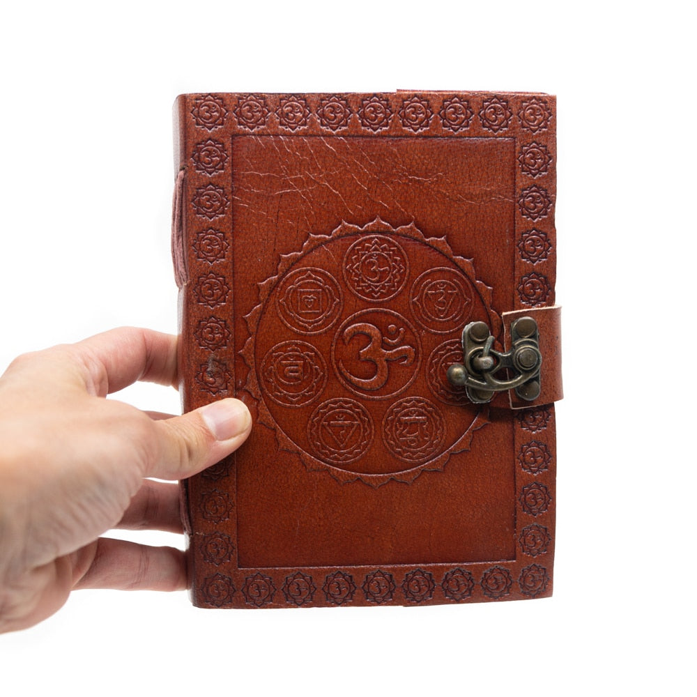 Spiritueel Notitieboekje Leer OHM Chakras (17,5 x 13 cm) – Handgemaakt